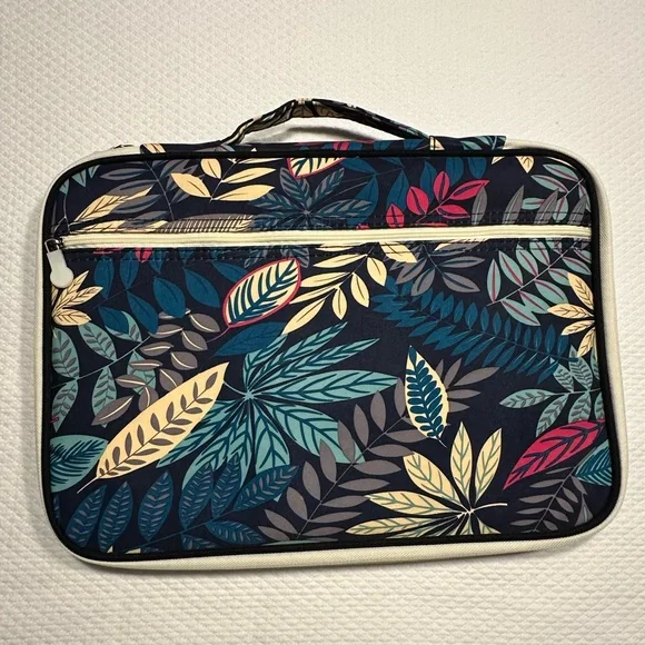 Travel Portfolio Organizer Waterproof Bag - Multifunctional, Zippered - Like NEW - Picture 5 of 11